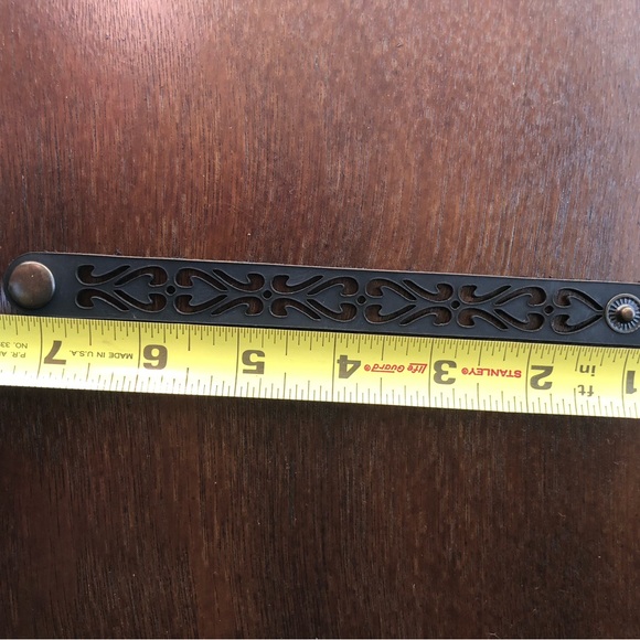 Brand New Leather Bracelet - Picture 2 of 3